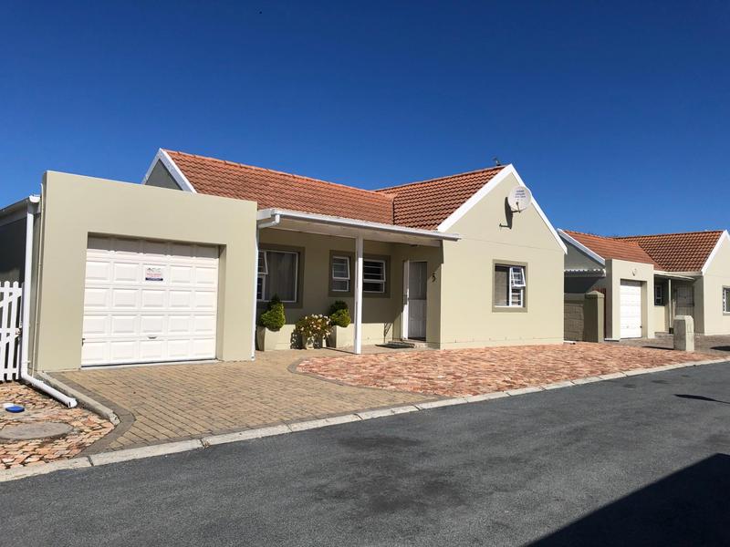3 Bedroom Property for Sale in Franskraal Western Cape